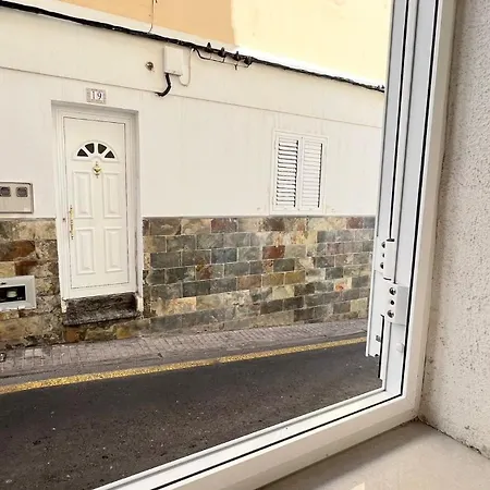 Апартаменты Salty Breeze In Center Of *