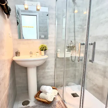 Salty Breeze In Center Of Апартаменты *