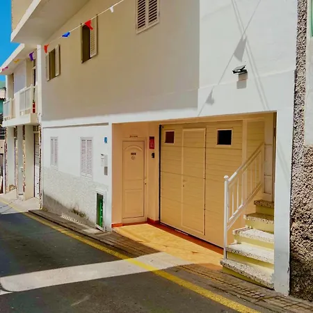 Salty Breeze In Center Of Апартаменты Алькала