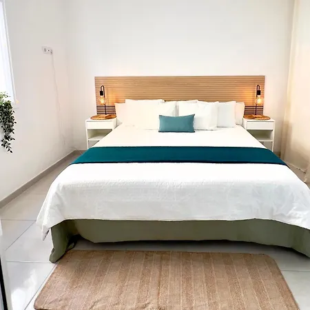 Salty Breeze In Center Of 公寓 *